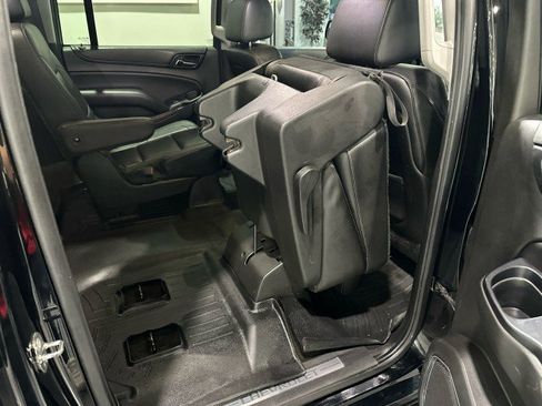 Used 2015 Chevrolet Suburban LT AWD/4WD image 48