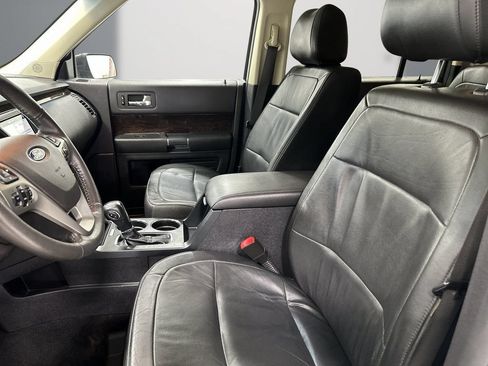 Used 2019 Ford Flex Limited FWD image 14