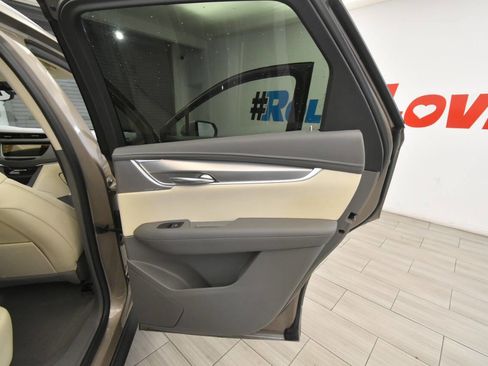 Used 2023 Cadillac XT5 Premium Luxury w/ Technology Package image 24