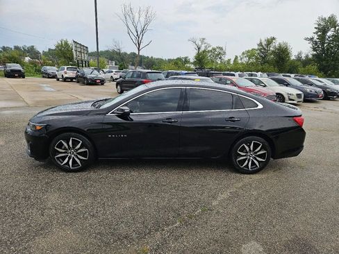 Used 2018 Chevrolet Malibu LT FWD image 4