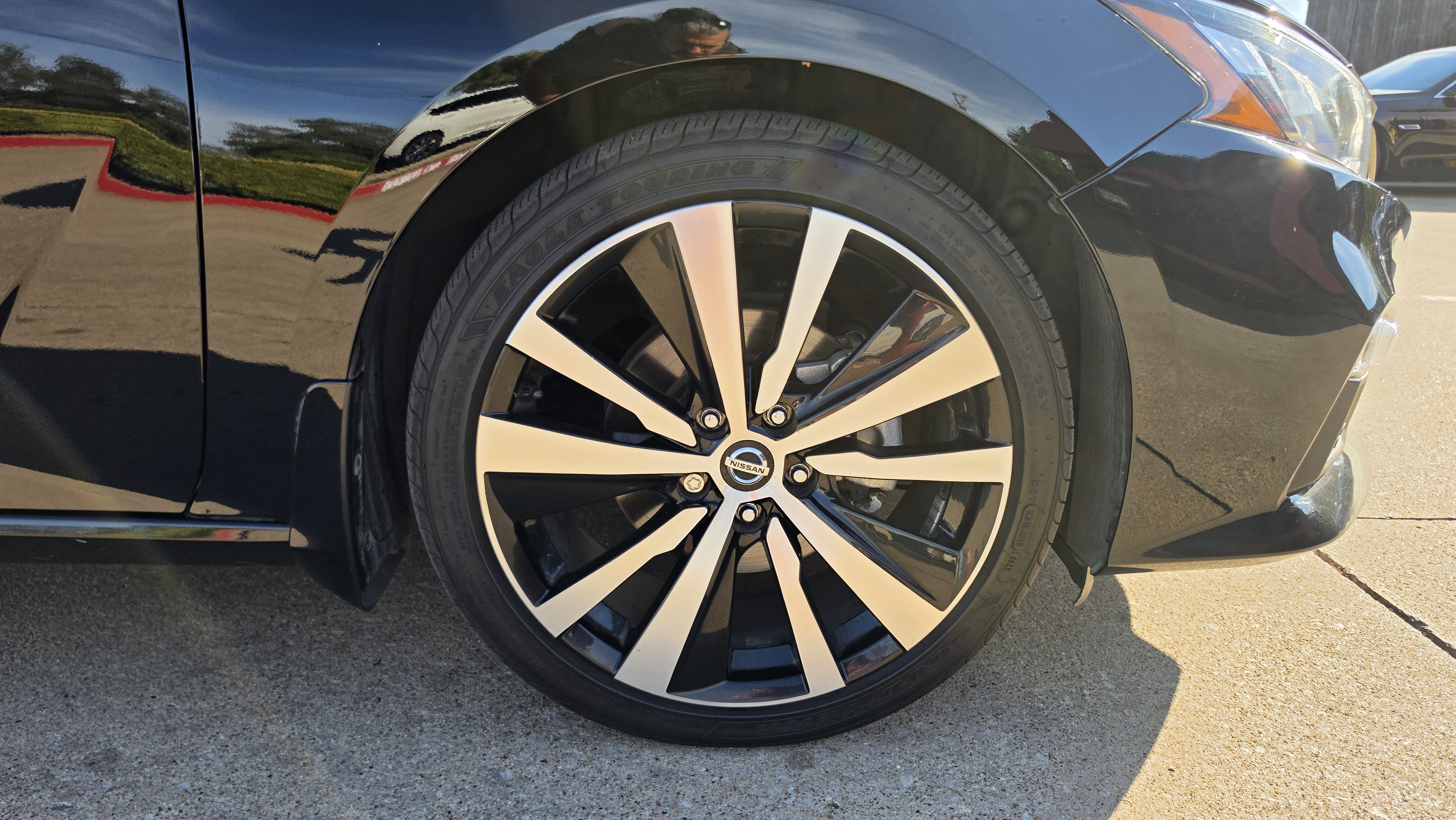Used 2020 Nissan Altima 2.5 SR FWD image 16