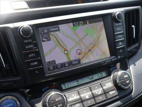 Used 2018 Toyota RAV4 Limited AWD/4WD image 20
