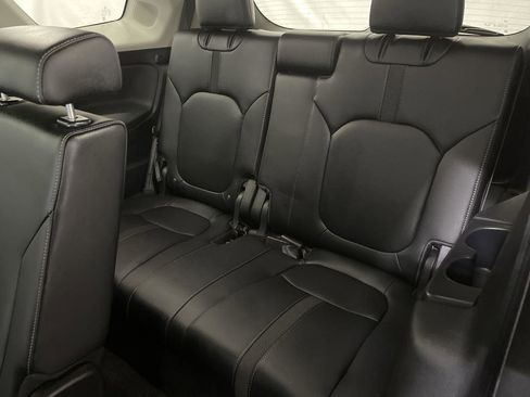Used 2023 Honda Pilot Touring image 24