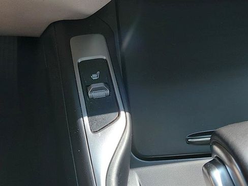 Used 2022 Kia Sorento EX w/ Panoramic Sunroof Package FWD image 17