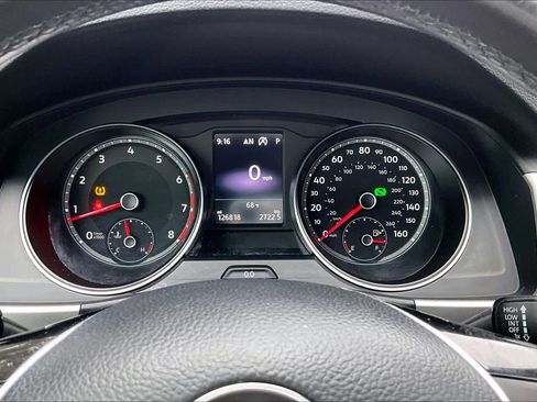 Used 2018 Volkswagen Atlas SEL image 25