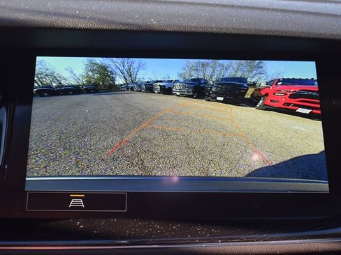 Used 2023 Buick Envision Essence w/ Sport Touring Package image 36