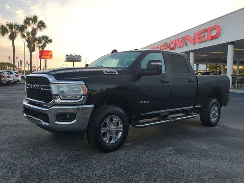 Used 2024 RAM 2500 Big Horn w/ Bed Utility Group image 8