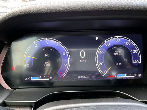 Used 2023 Jeep Grand Cherokee Limited RWD image 25