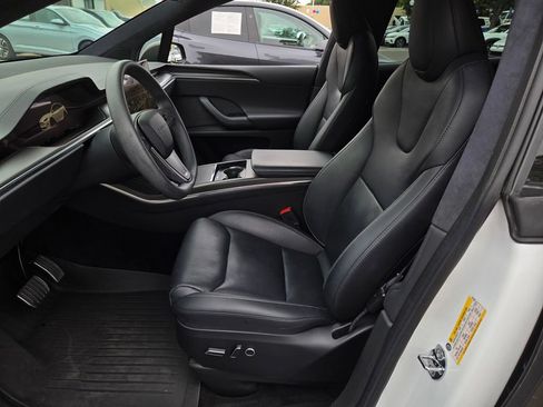 Used 2023 Tesla Model X Plaid AWD/4WD image 21