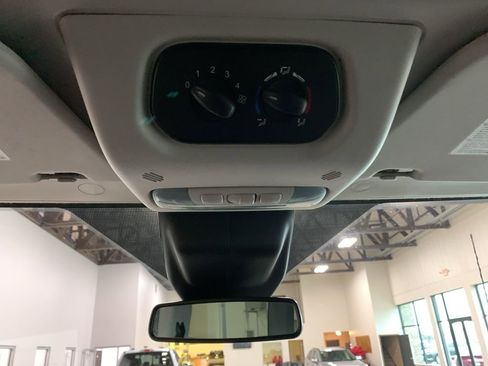 Used 2016 Ford Transit 350 XL image 20