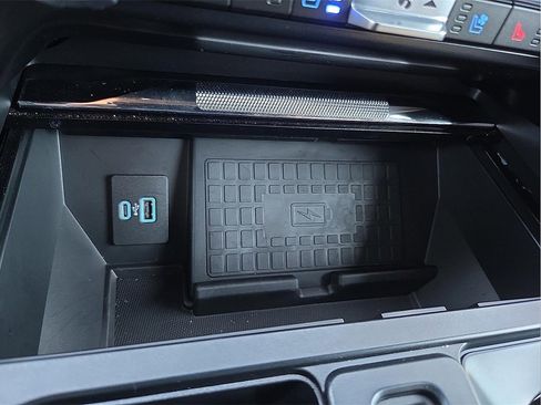 Used 2022 Ford F150 Lariat w/ Equipment Group 502A High image 15