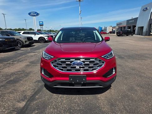 Used 2020 Ford Edge Titanium w/ Equipment Group 301A AWD/4WD image 2