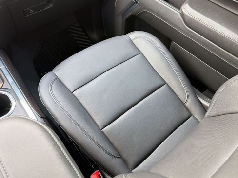 Used 2024 Chevrolet Silverado 2500 LTZ w/ LTZ Plus Package image 30