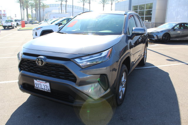 Certified 2025 Toyota RAV4 XLE AWD/4WD image 4