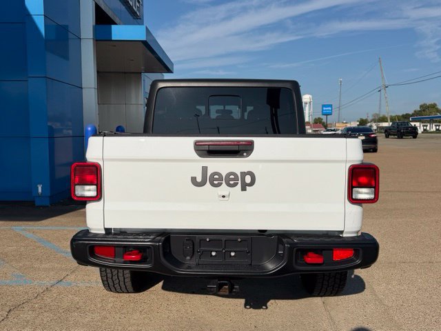 Used 2020 Jeep Gladiator Rubicon w/ Trailer Tow Package AWD/4WD image 5