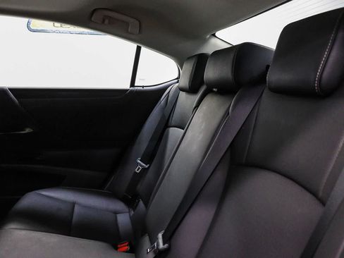 Used 2025 Lexus ES 350 w/ Premium Package FWD image 19