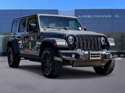 Used 2023 Jeep Wrangler Unlimited AWD/4WD image 3