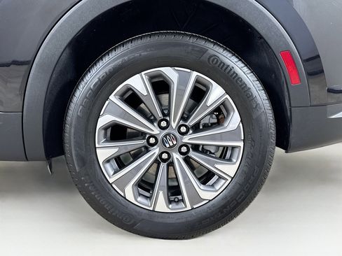 Used 2025 Buick Envision Preferred AWD/4WD image 31