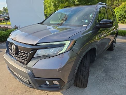 Used 2019 Honda Passport Touring image 1