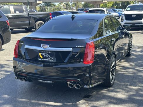 Used 2016 Cadillac CTS V w/ Luxury Package RWD image 9