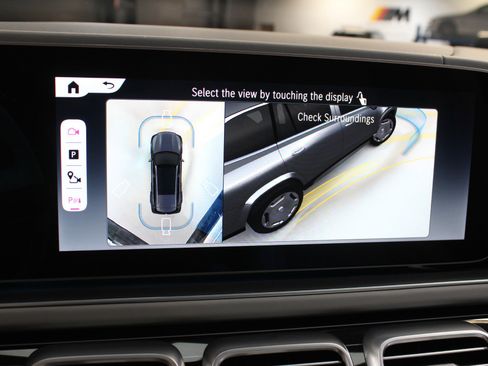 Used 2025 Mercedes-Benz Maybach GLS 600 4MATIC image 22