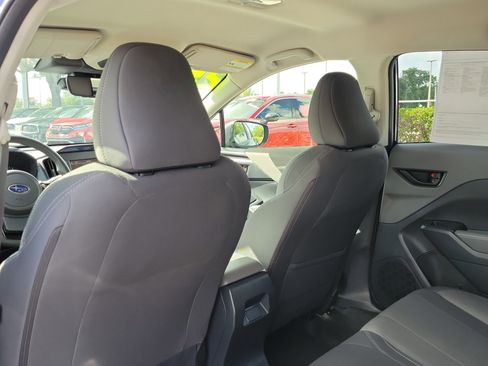 Used 2025 Subaru Crosstrek 2.0i AWD/4WD image 13