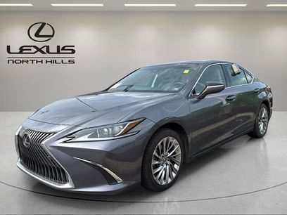 Used 2019 Lexus ES 350 w/ Accessory Package