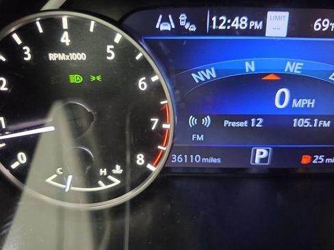 Used 2024 Nissan Murano SL AWD/4WD image 11