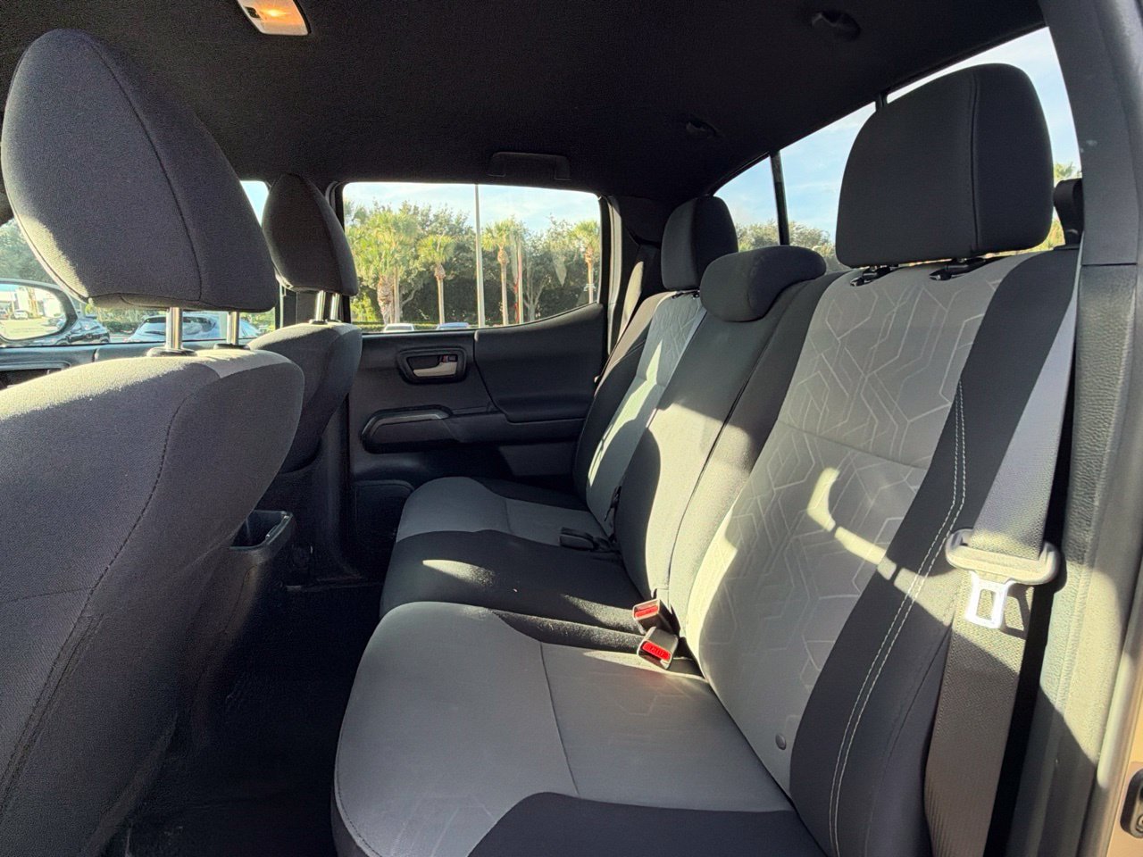Used 2020 Toyota Tacoma TRD Sport RWD image 7