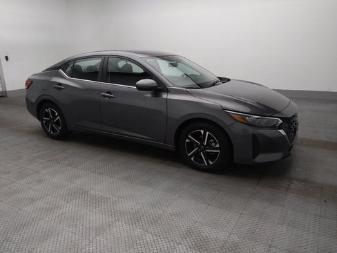 Used 2025 Nissan Sentra SV image 11