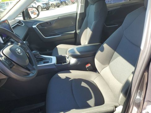 Certified 2025 Toyota RAV4 LE AWD/4WD image 17