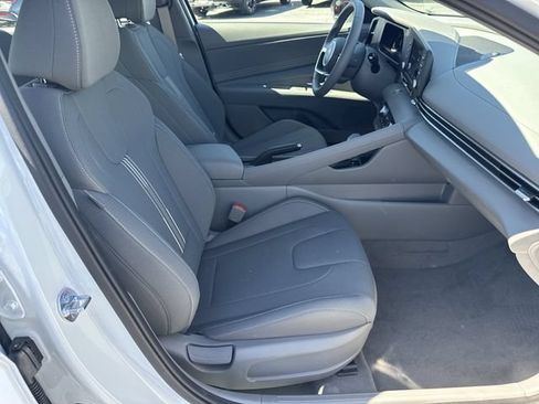 New 2026 Hyundai Elantra Sport FWD image 15