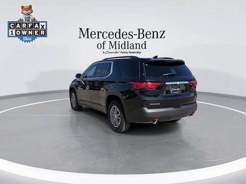 Used 2022 Chevrolet Traverse LT FWD image 6