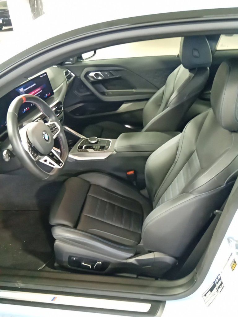 Used 2025 BMW M240i xDrive Coupe w/ Premium Package AWD/4WD image 9