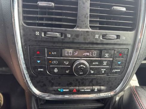 Used 2019 Dodge Grand Caravan GT FWD image 18