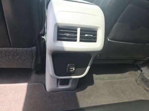 Used 2022 GMC Terrain SLT AWD/4WD image 34