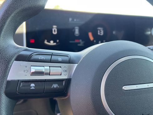 Used 2025 Hyundai Tucson SEL image 14