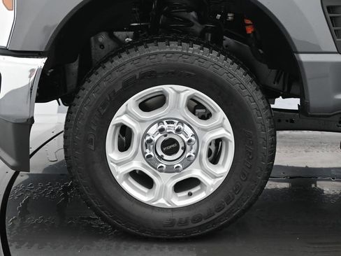 New 2026 Ford F250 XLT w/ FX4 Off-Road Package image 22