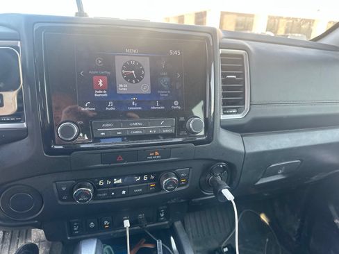Used 2023 Nissan Frontier SV w/ SV Convenience Package RWD image 10