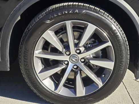 Used 2025 Acura MDX w/ Technology Package image 13