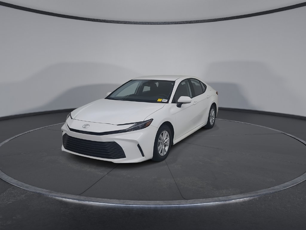 Used 2025 Toyota Camry LE FWD image 7