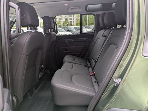 New 2026 Land Rover Defender 110 S AWD/4WD image 28