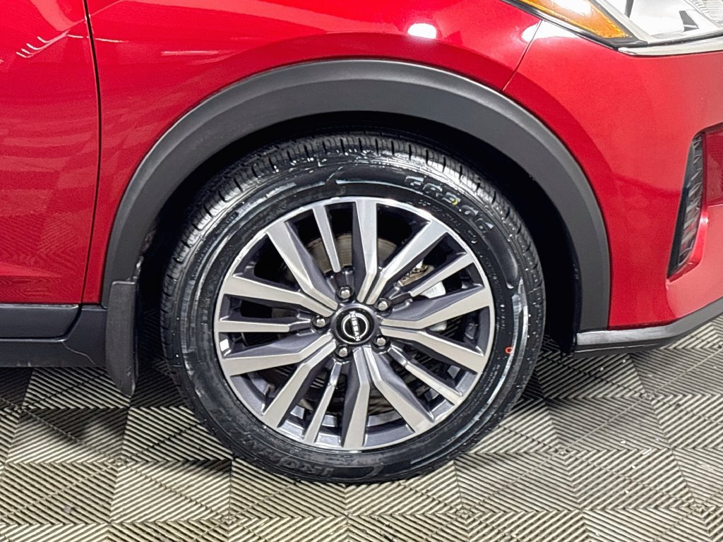 Used 2023 Nissan Kicks SV FWD image 22
