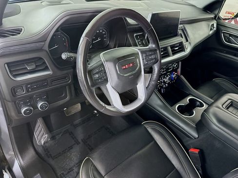 Used 2021 GMC Yukon XL SLT w/ SLT Premium Package AWD/4WD image 19