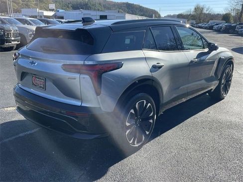 New 2026 Chevrolet Blazer EV RS image 3