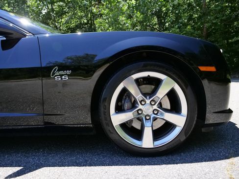 Used 2011 Chevrolet Camaro SS w/ RS Package RWD image 30