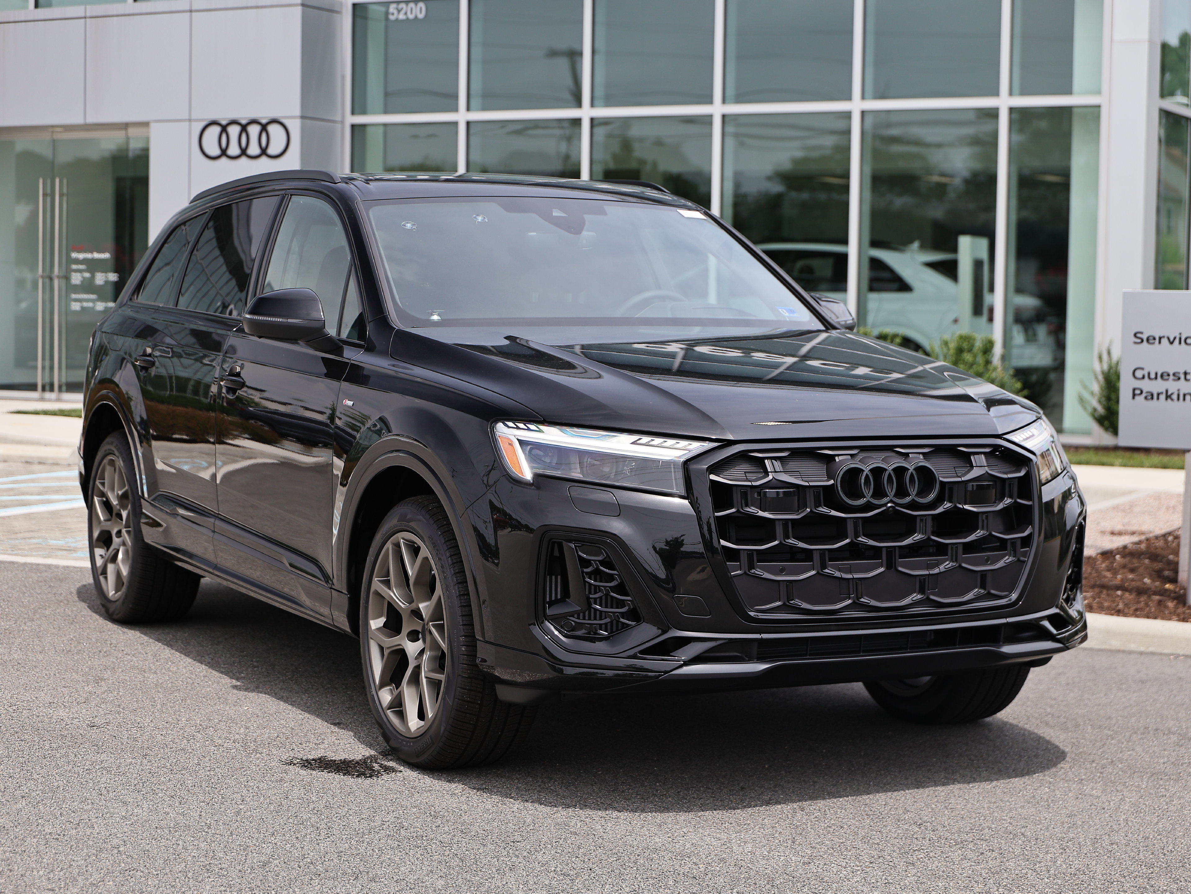 New 2026 Audi Q7 3.0T Prestige AWD/4WD image 2