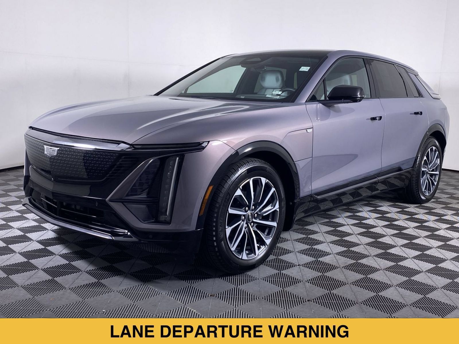 Used 2024 Cadillac Lyriq Sport w/ LPO, Floor Liner Package AWD/4WD image 18