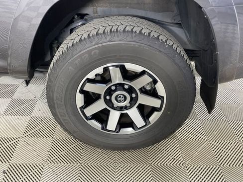 Used 2023 Toyota 4Runner TRD Off-Road Premium w/ Off Road Premium Plus Package AWD/4WD image 21