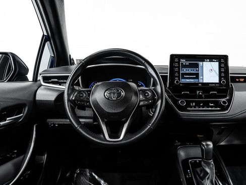 Used 2020 Toyota Corolla XSE FWD image 21